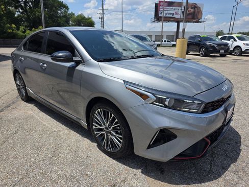 Used 2022 Kia Forte GT-Line FWD image 3