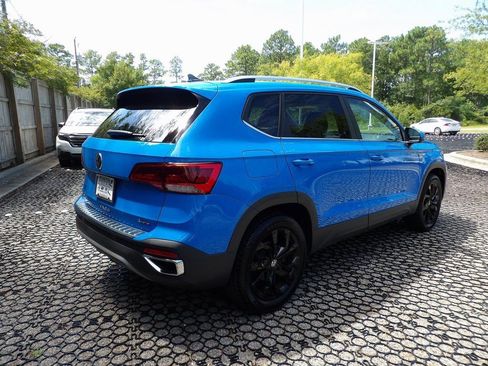 Used 2022 Volkswagen Taos SE image 5