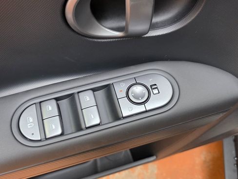 New 2026 Hyundai Ioniq 5 SE image 25