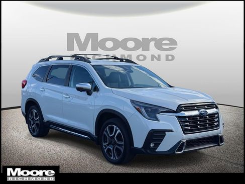 Used 2023 Subaru Ascent Touring w/ Popular Package #2A image 1