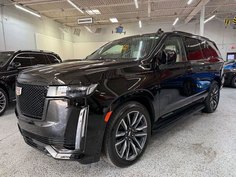 Used 2023 Cadillac Escalade Sport Platinum image 1
