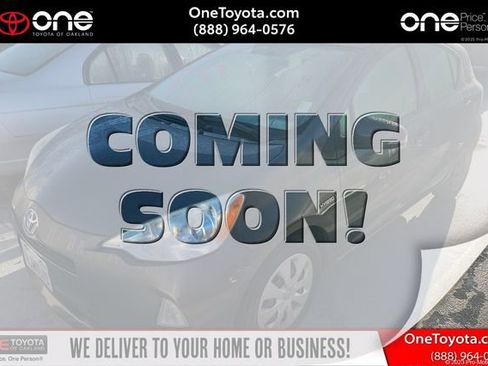 Used 2012 Toyota Prius C One image 1