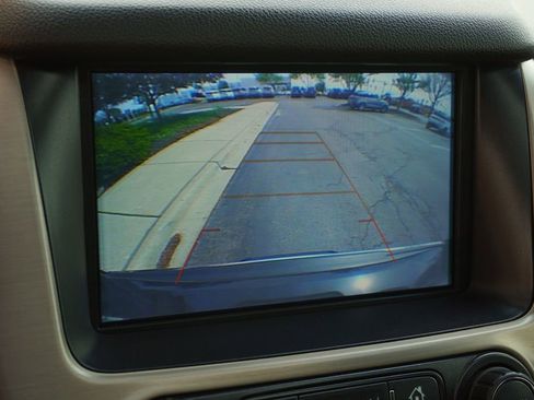 Used 2019 GMC Yukon Denali w/ Denali Ultimate Package AWD/4WD image 25
