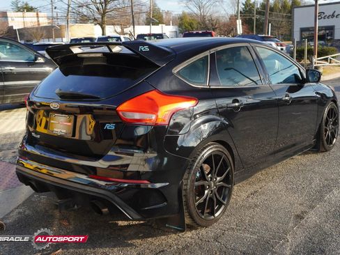 Used 2017 Ford Focus RS image 7
