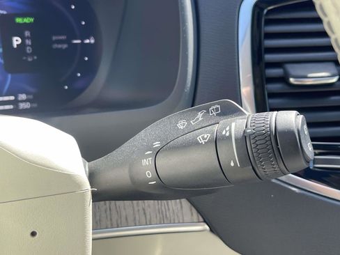 Certified 2024 Volvo XC90 T8 Plus w/ Protection Package Premier image 25