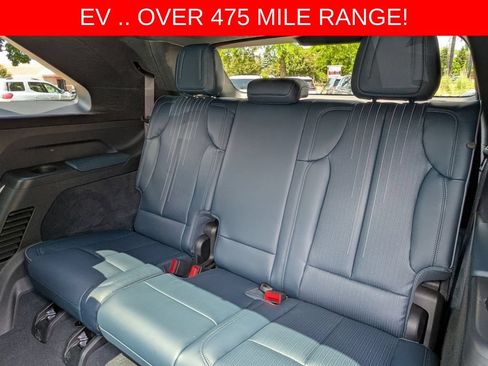 Used 2025 Cadillac Escalade IQ Luxury 2 w/ LPO, Premium Carpet Package AWD/4WD image 29