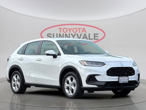 Used 2023 Honda HR-V LX image 10