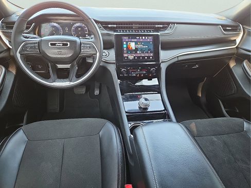 Used 2023 Jeep Grand Cherokee L Laredo AWD/4WD image 12