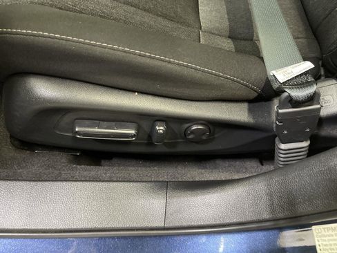 Certified 2024 Honda Accord EX image 12