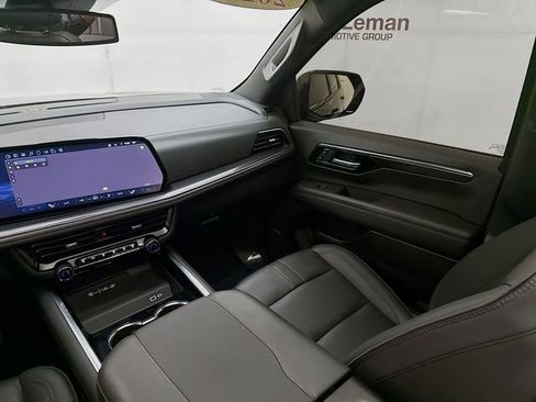 Used 2025 Chevrolet Tahoe RST AWD/4WD image 27