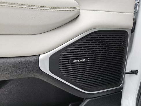 Used 2022 Jeep Wagoneer Series II image 23