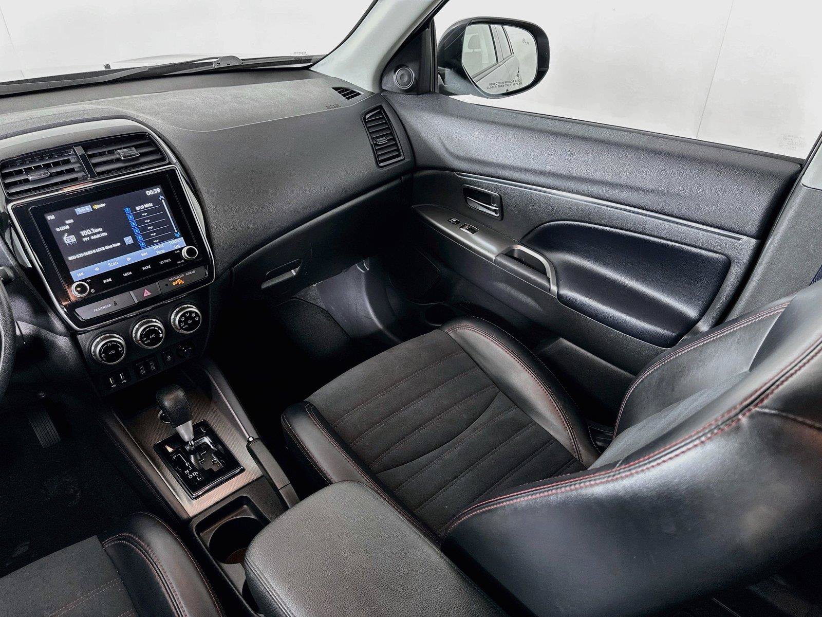 Used 2024 Mitsubishi Outlander Sport AWD image 24