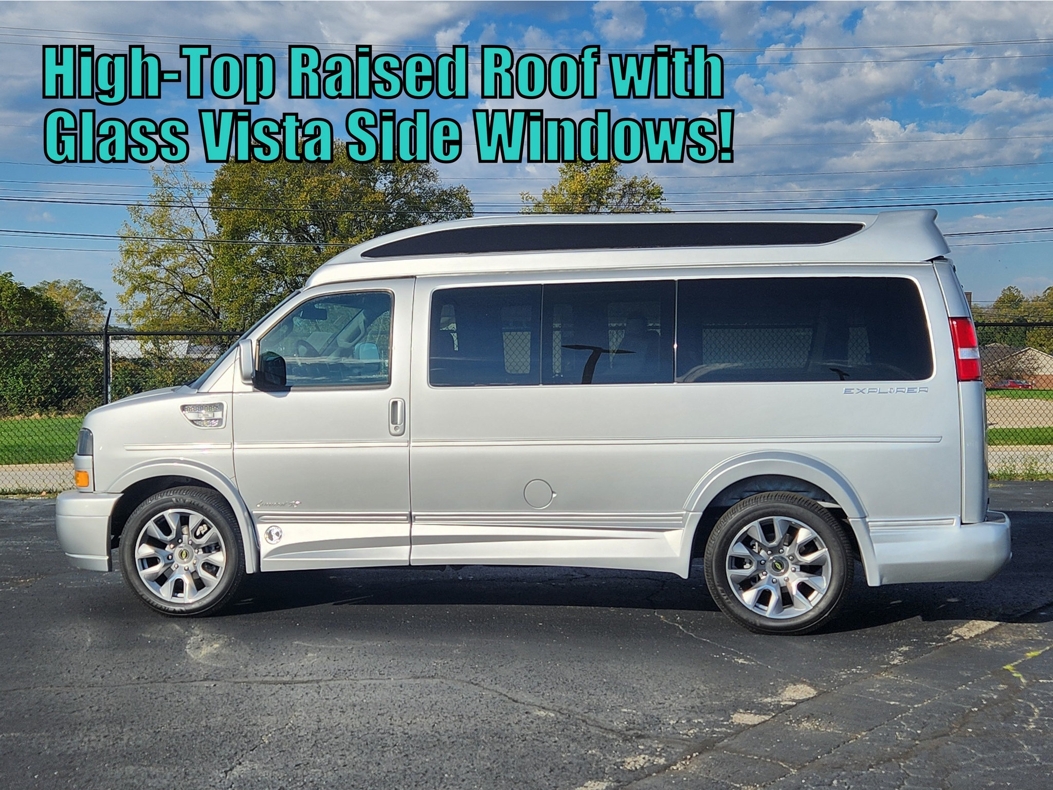 Used 2026 Chevrolet Express 2500 w/ Driver Convenience Package RWD image 16