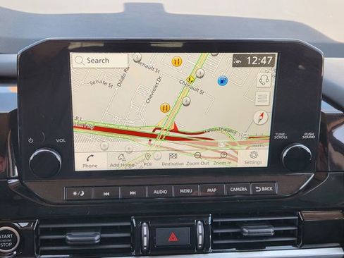 Used 2023 Nissan Pathfinder SL image 16