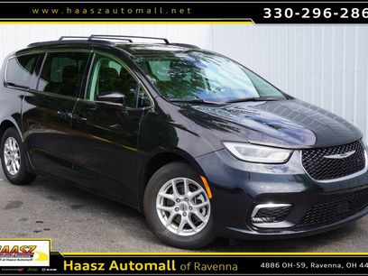 Used 2022 Chrysler Pacifica Touring-L