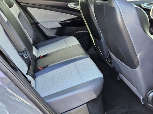 Used 2023 Volkswagen ID.4 Pro RWD image 26