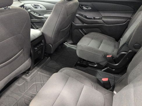Used 2023 Chevrolet Traverse LT w/ LPO, Floor Liner Package AWD/4WD image 22