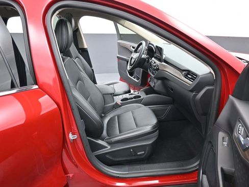 Used 2020 Ford Escape Titanium w/ Titanium Premium Package 2.0 image 36