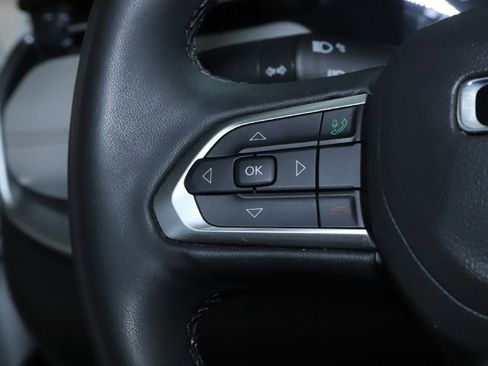 Used 2025 Jeep Compass Limited AWD/4WD image 21