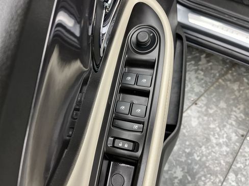 Used 2019 Buick Encore Preferred image 7