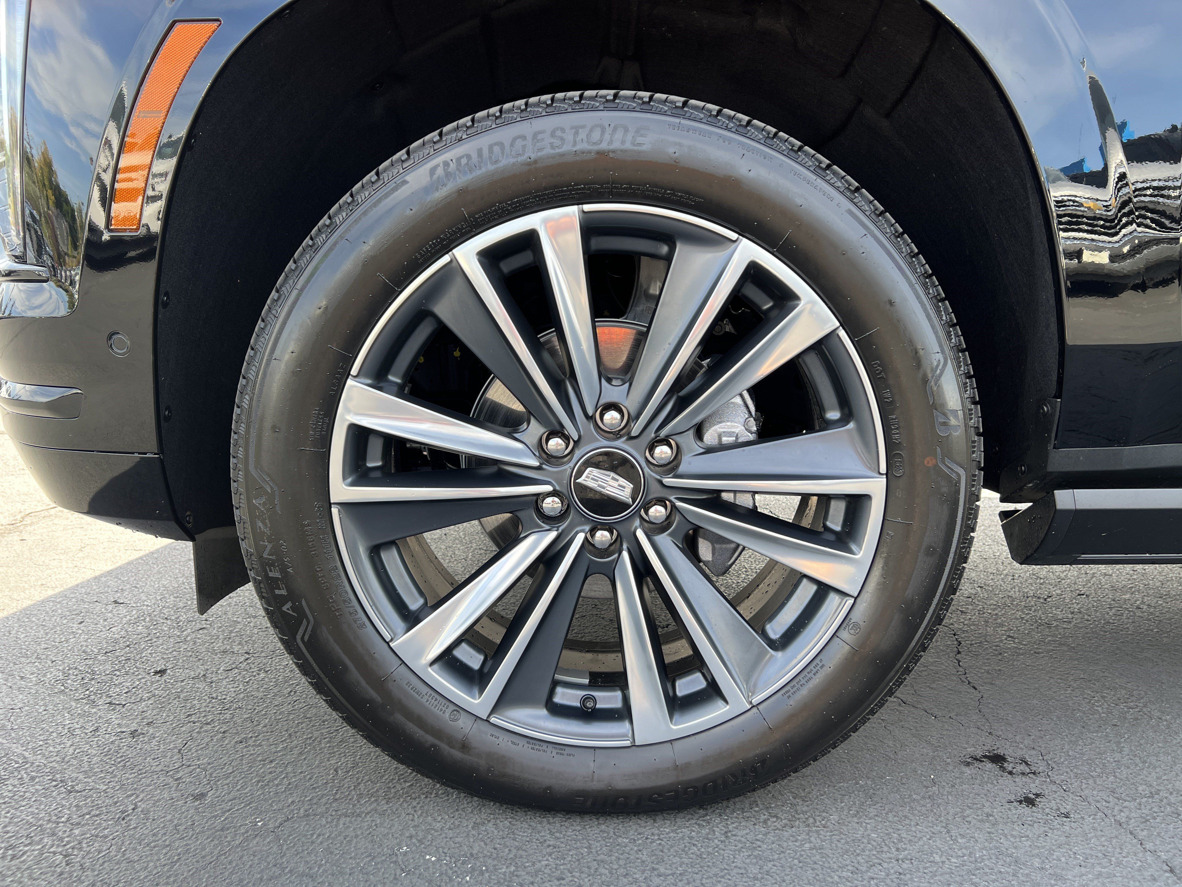 Used 2026 Cadillac Escalade Sport AWD/4WD image 10