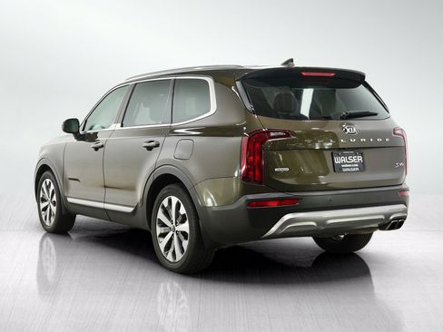 Used 2020 Kia Telluride S w/ S 8 Passenger Seating Package AWD/4WD image 3