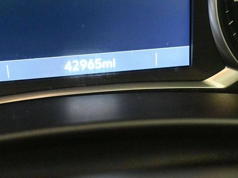Used 2020 Chevrolet Equinox Premier AWD/4WD image 13