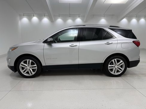 Used 2020 Chevrolet Equinox Premier image 5