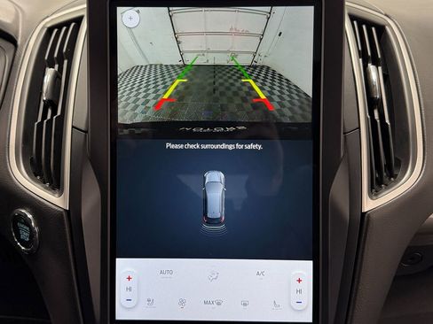 Used 2023 Ford Edge SEL w/ Convenience Package image 23