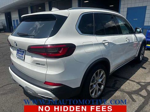 Used 2021 BMW X5 xDrive40i w/ Executive Package AWD/4WD image 4