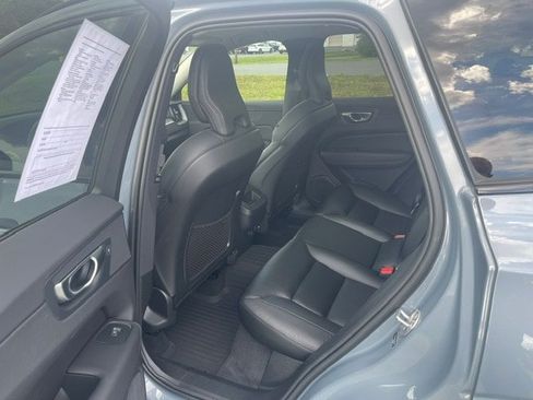 Used 2024 Volvo XC60 B5 Core w/ Protection Package Premier AWD/4WD image 16