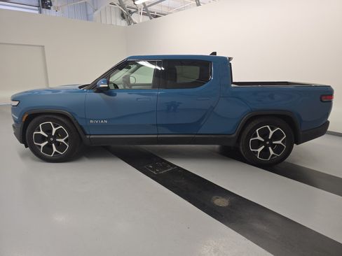 Used 2022 Rivian R1T Launch Edition AWD/4WD image 2