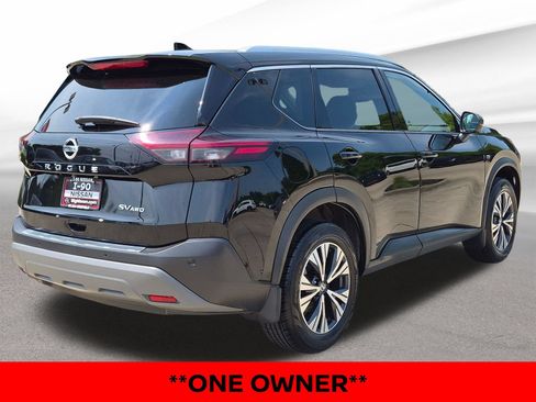 Certified 2021 Nissan Rogue SV w/ Premium Package AWD/4WD image 7