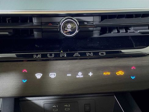 Used 2025 Nissan Murano SL image 14