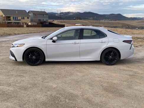 Used 2023 Toyota Camry XSE image 10