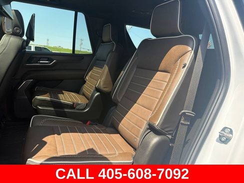 Used 2026 GMC Yukon Denali Ultimate AWD/4WD image 13