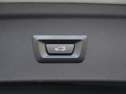 Certified 2026 BMW iX xDrive45 image 38