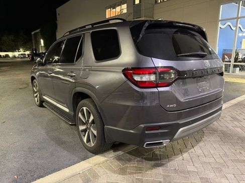 Used 2023 Honda Pilot Elite image 4