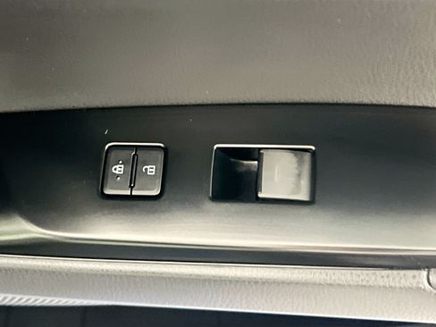 Used 2026 Toyota Camry SE w/ Multimedia Upgrade Package FWD image 30