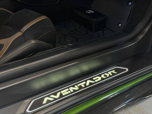 Used 2021 Lamborghini Aventador SVJ AWD/4WD image 67