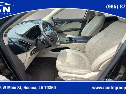 Used 2020 Lincoln Nautilus Reserve w/ Equipment Group 201A FWD image 11