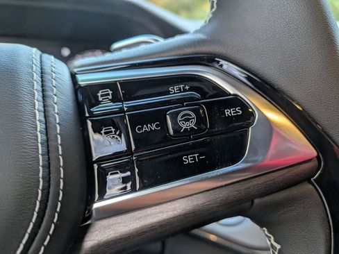 New 2025 Jeep Grand Cherokee L Overland w/ Advanced Protech Group III image 16