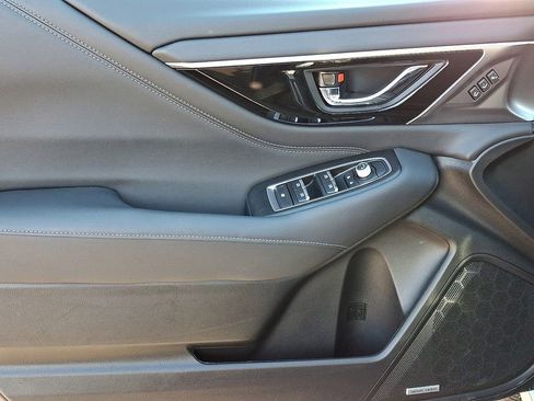 Certified 2025 Subaru Outback Limited image 14