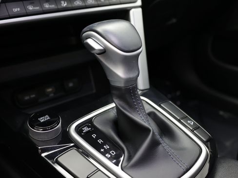 Used 2023 Kia Seltos S FWD image 19