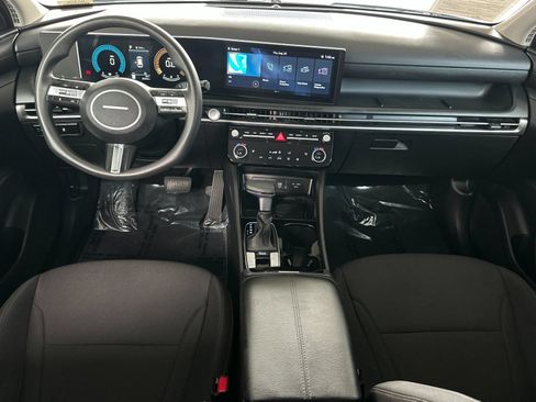 Used 2025 Hyundai Tucson SEL FWD image 12