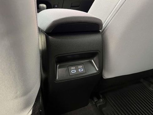 Used 2025 Toyota Corolla LE w/ Convenience Package image 14