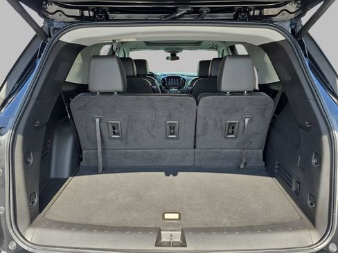 Certified 2021 Chevrolet Traverse Premier w/ Redline Edition FWD image 13