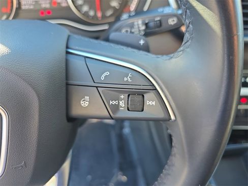 Used 2022 Audi Q5 2.0T Premium w/ Convenience Package image 35