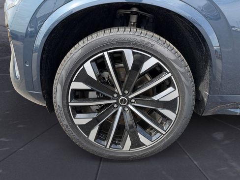 New 2026 Volvo XC90 B6 Plus image 14