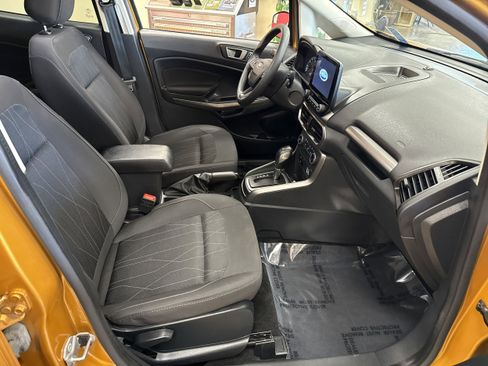 Used 2021 Ford EcoSport SE image 16
